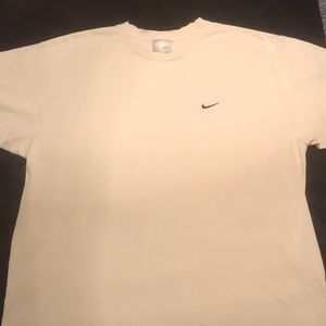 Men’s Nike Tee Shirt Size Large